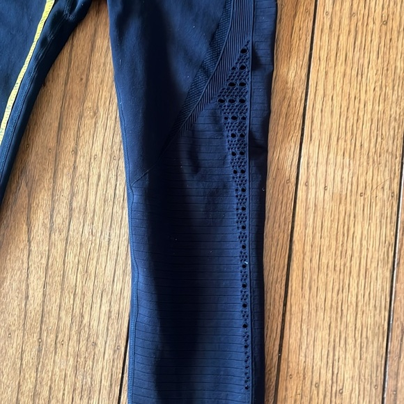 Gymshark Black Leggings - Picture 14 of 16